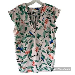 Beautiful Hummingbird Floral blouse by C&E, Size M, Spring Summer